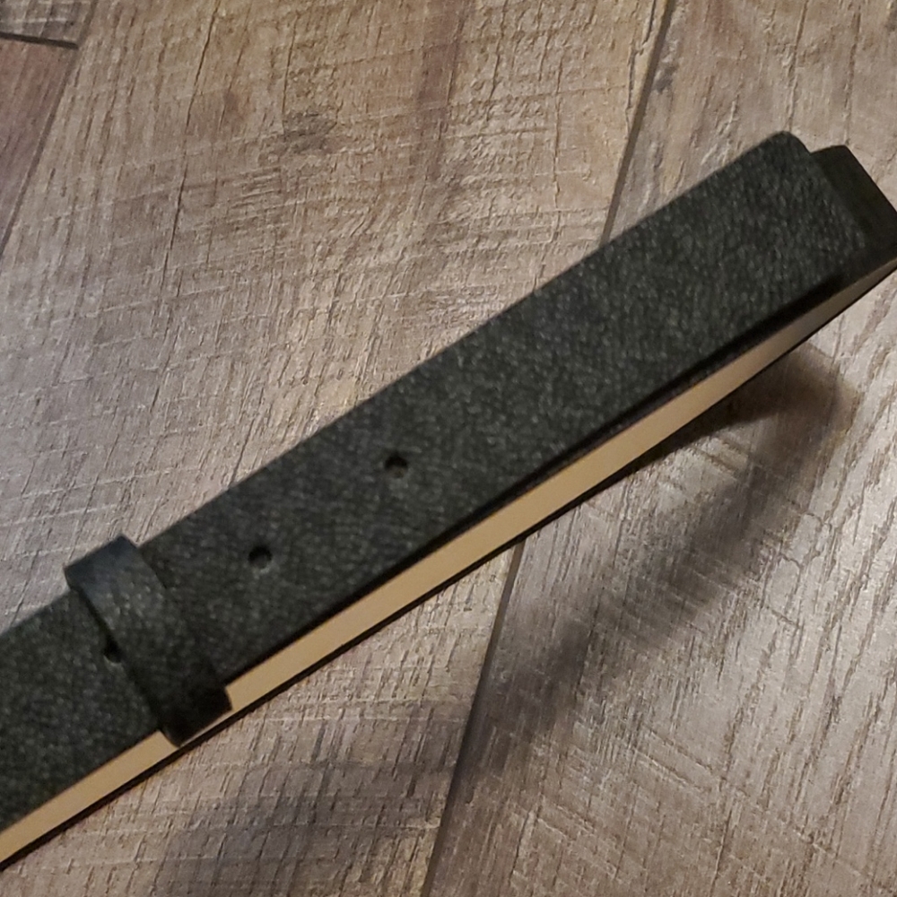 Michael Kors Belt - Picture 5 of 6